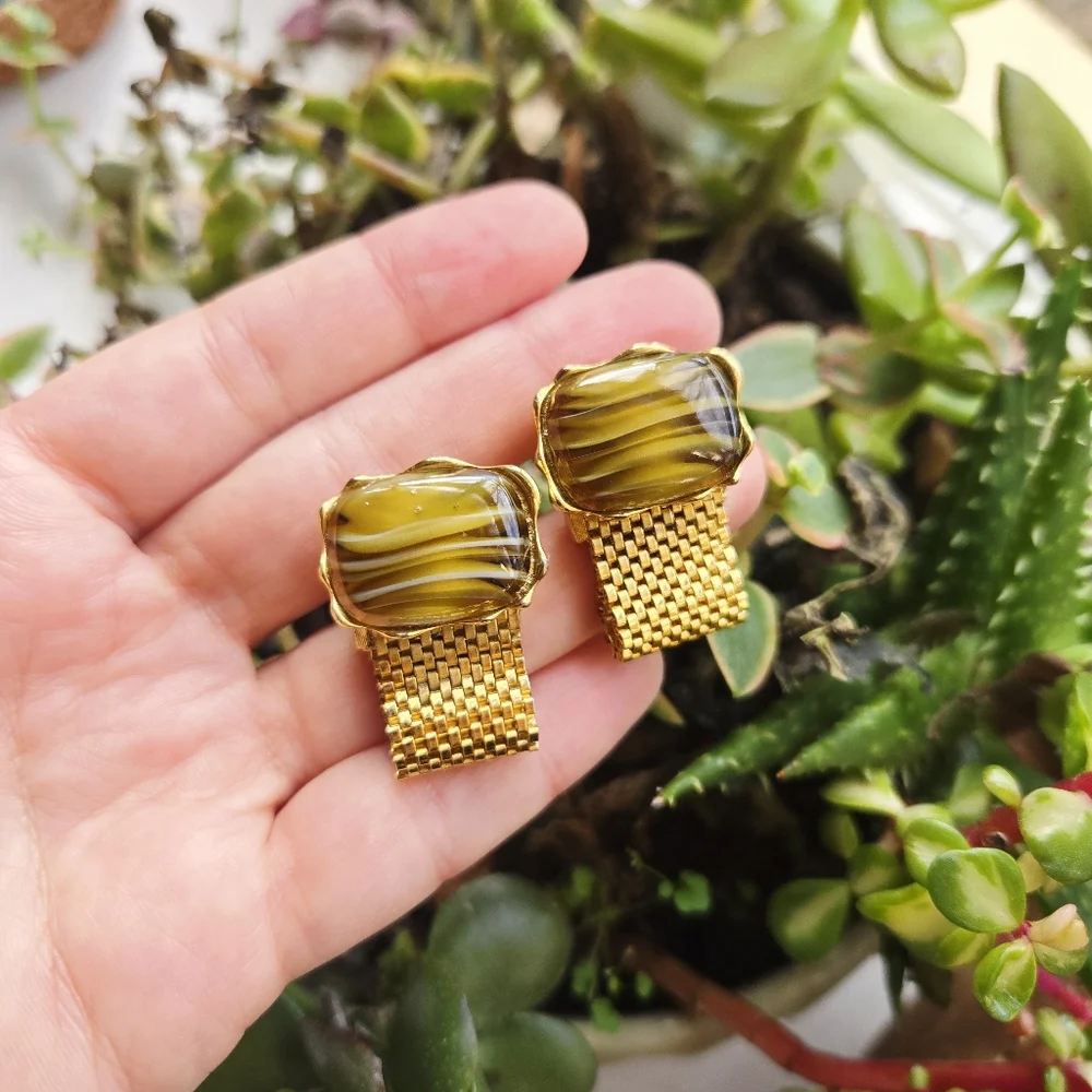 Vintage Gold Gemstone Cuff Links